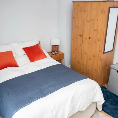 Modern In The Heart Of Town