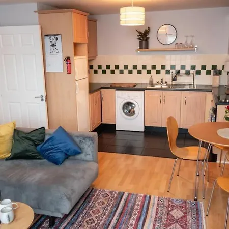 Modern In The Heart Of Town